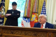 算命八字马斯克：我进退两难